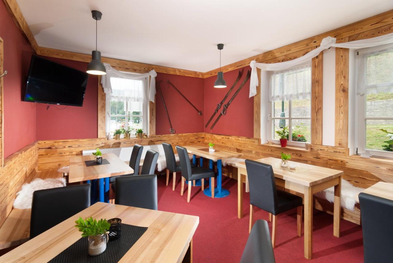 Hotel Hradec Špindlerŭv Mlýn Dış mekan fotoğraf